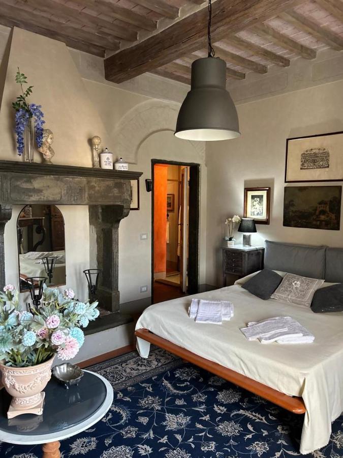Borgo Di Beppe E Gloria Suite San Giovanni Valdarno Bagian luar foto