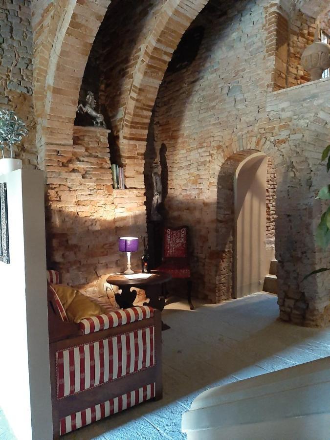 Borgo Di Beppe E Gloria Suite San Giovanni Valdarno Bagian luar foto