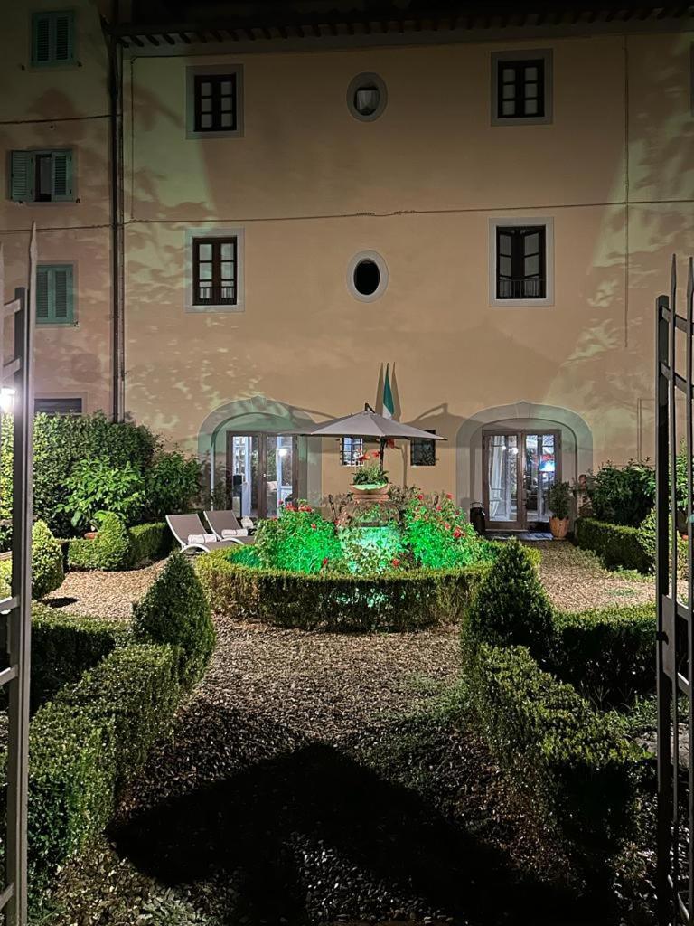 Borgo Di Beppe E Gloria Suite San Giovanni Valdarno Bagian luar foto