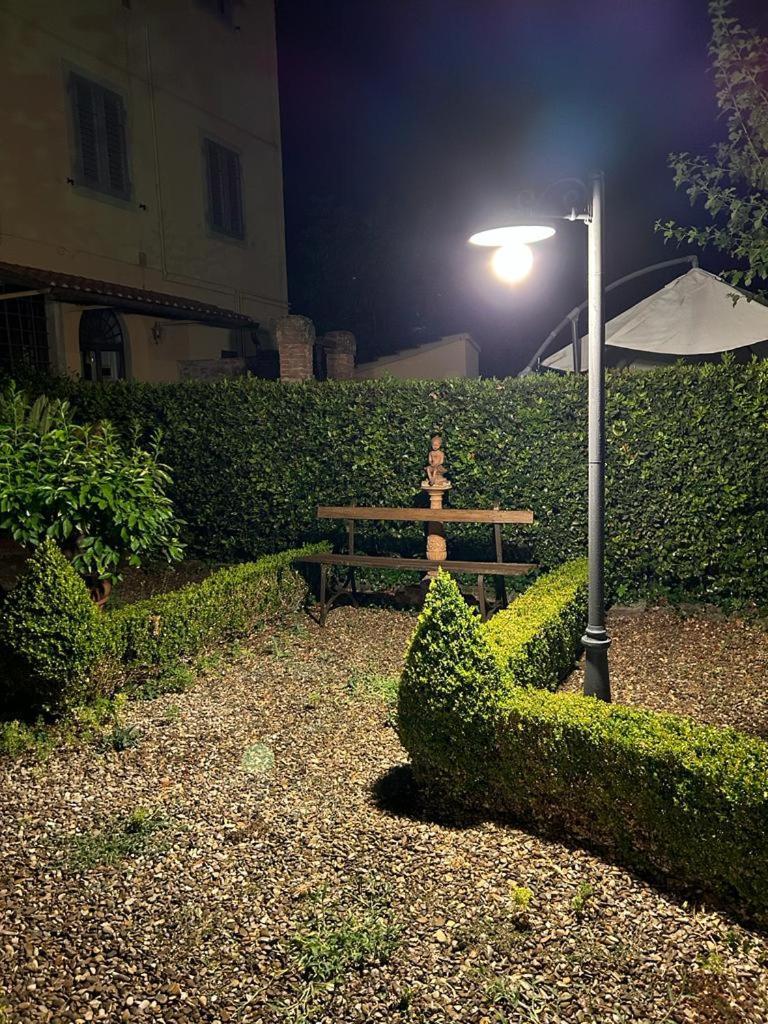 Borgo Di Beppe E Gloria Suite San Giovanni Valdarno Bagian luar foto