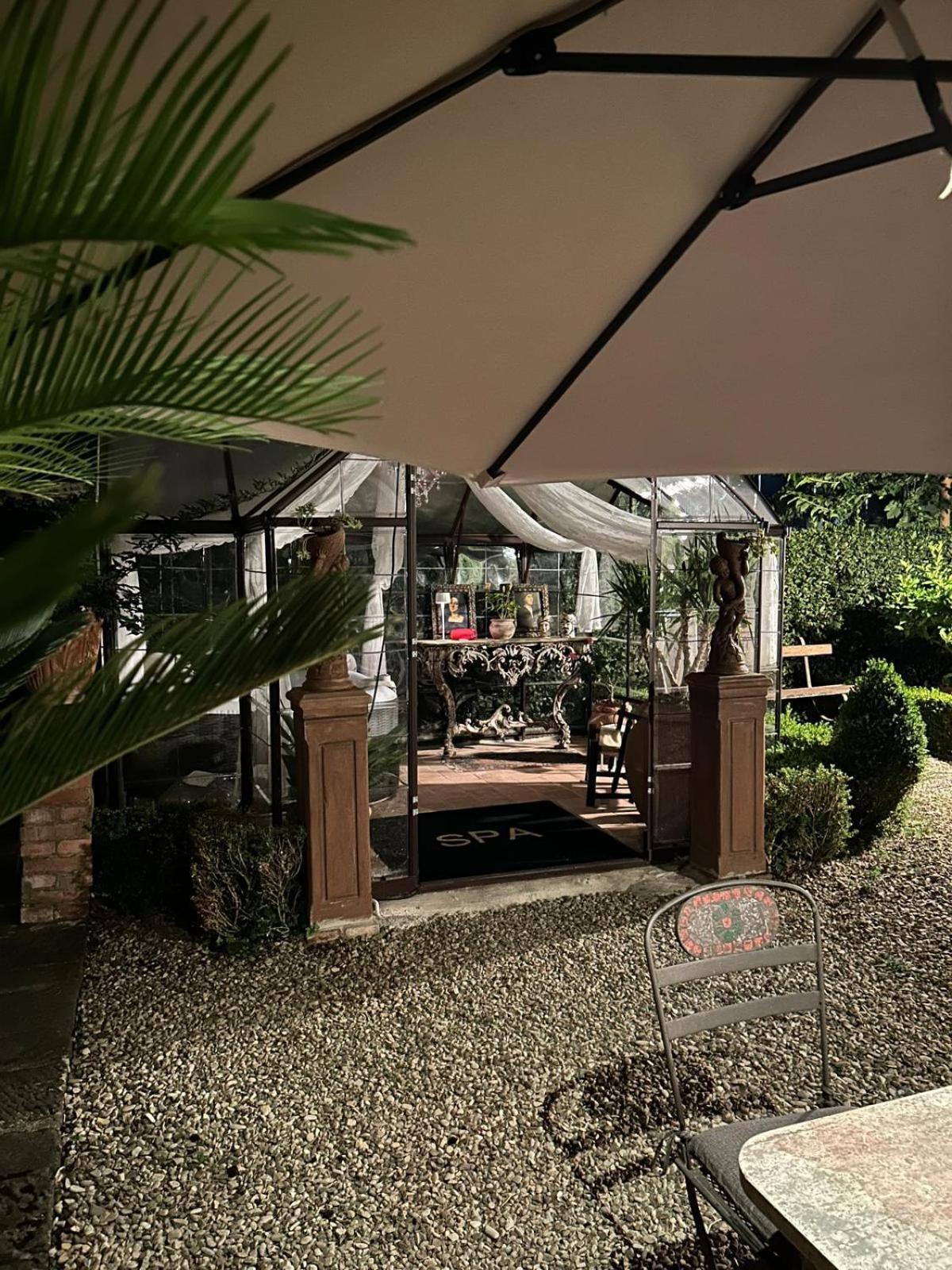 Borgo Di Beppe E Gloria Suite San Giovanni Valdarno Bagian luar foto